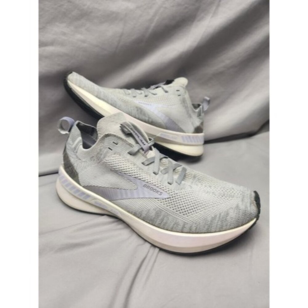 Brooks WOMENS Size 8.5 Bedlam 3 1203301B083 Gray Running Shoes Sneakers WIDTH B